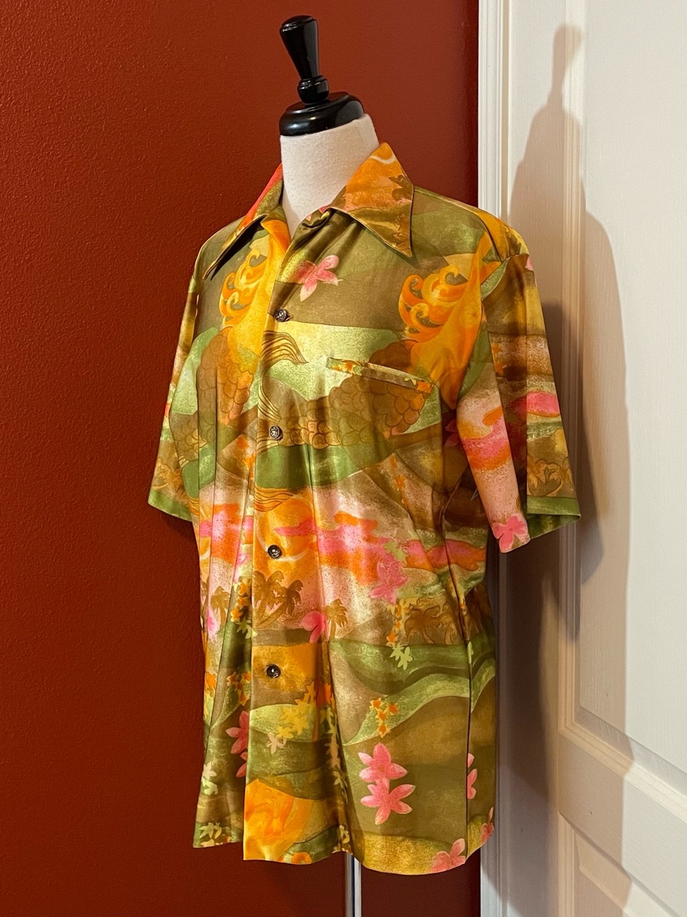 Napili Men’s Vintage 70’s Psychedelic Mermaid Hawaiian Loop Collar Aloha Shirt